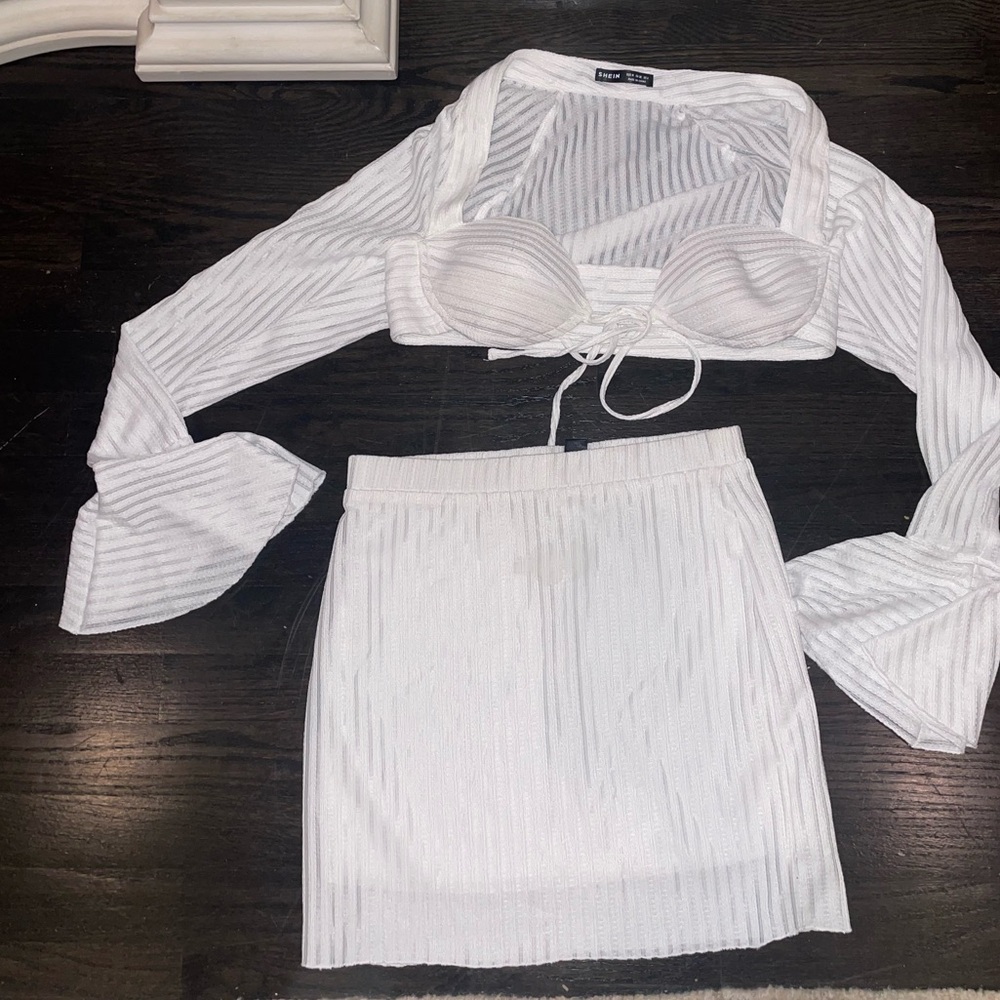 White Ribbed Two-Piece Set - Picture 4 of 7